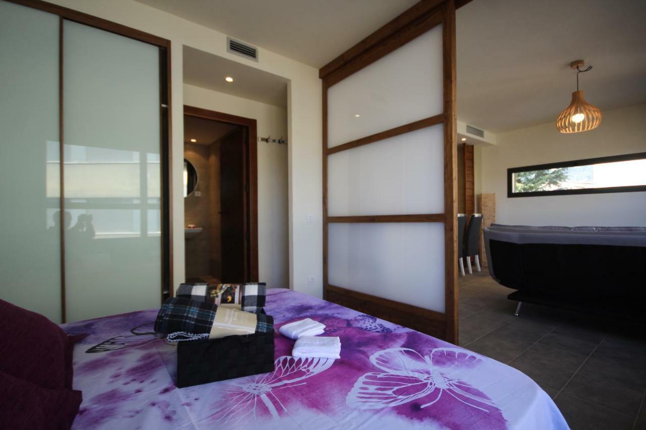 Romantic Loft Salas de Pallas Ngoại thất bức ảnh